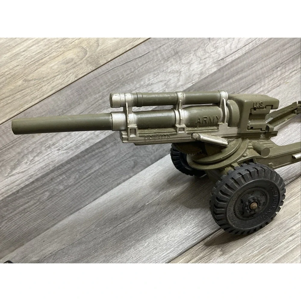 Vintage Marx Lumar 12